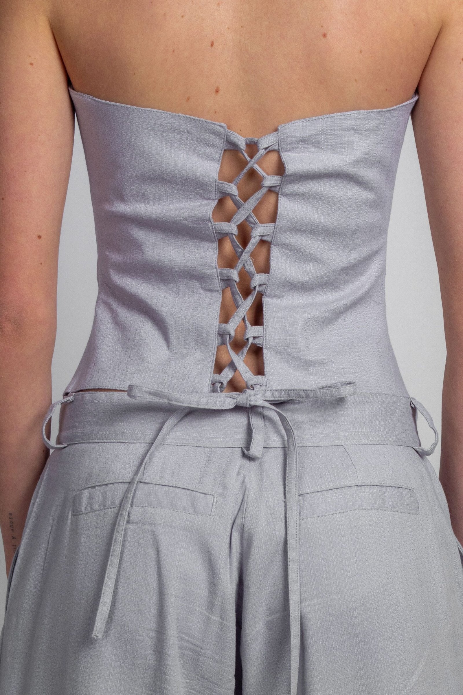.003 CORSET