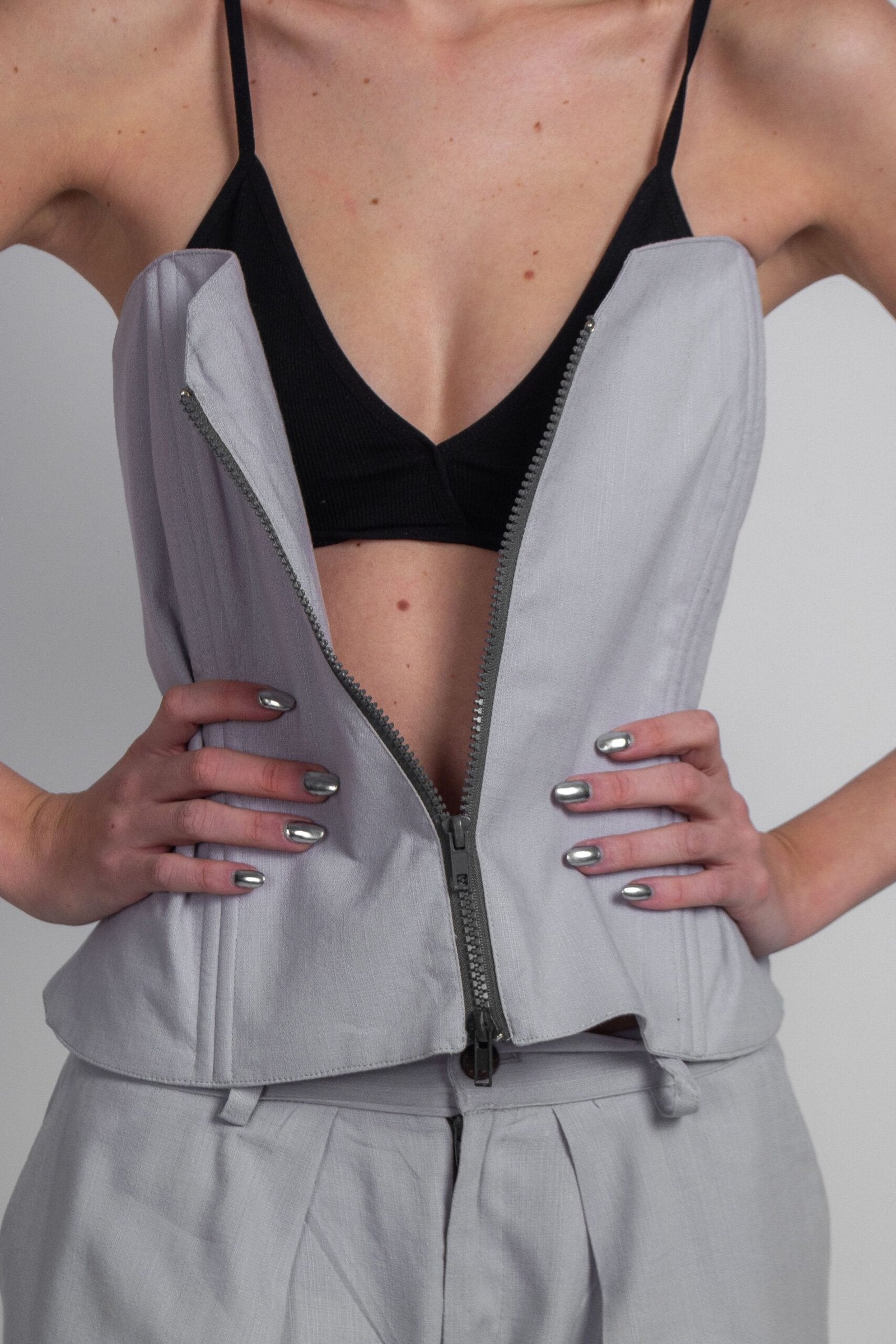 .003 CORSET