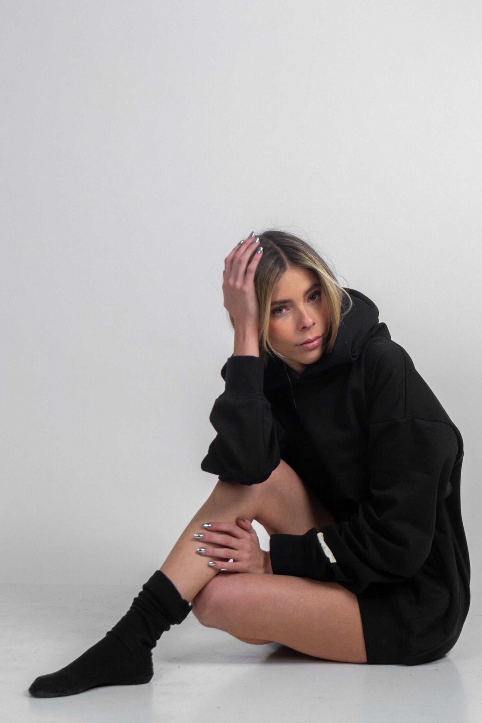 .007 HOODIE