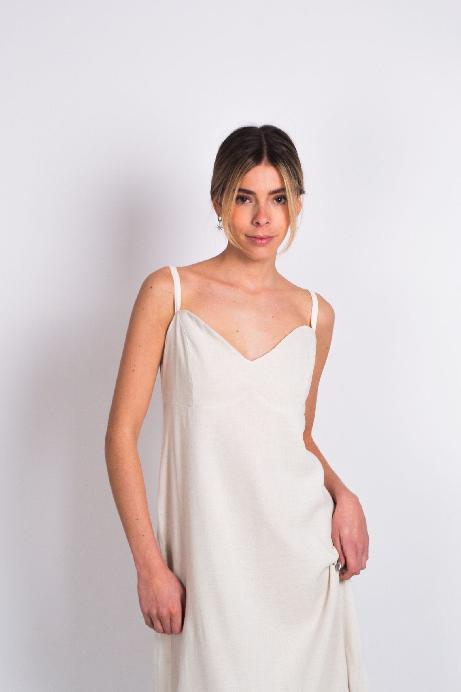 .008 DRESS